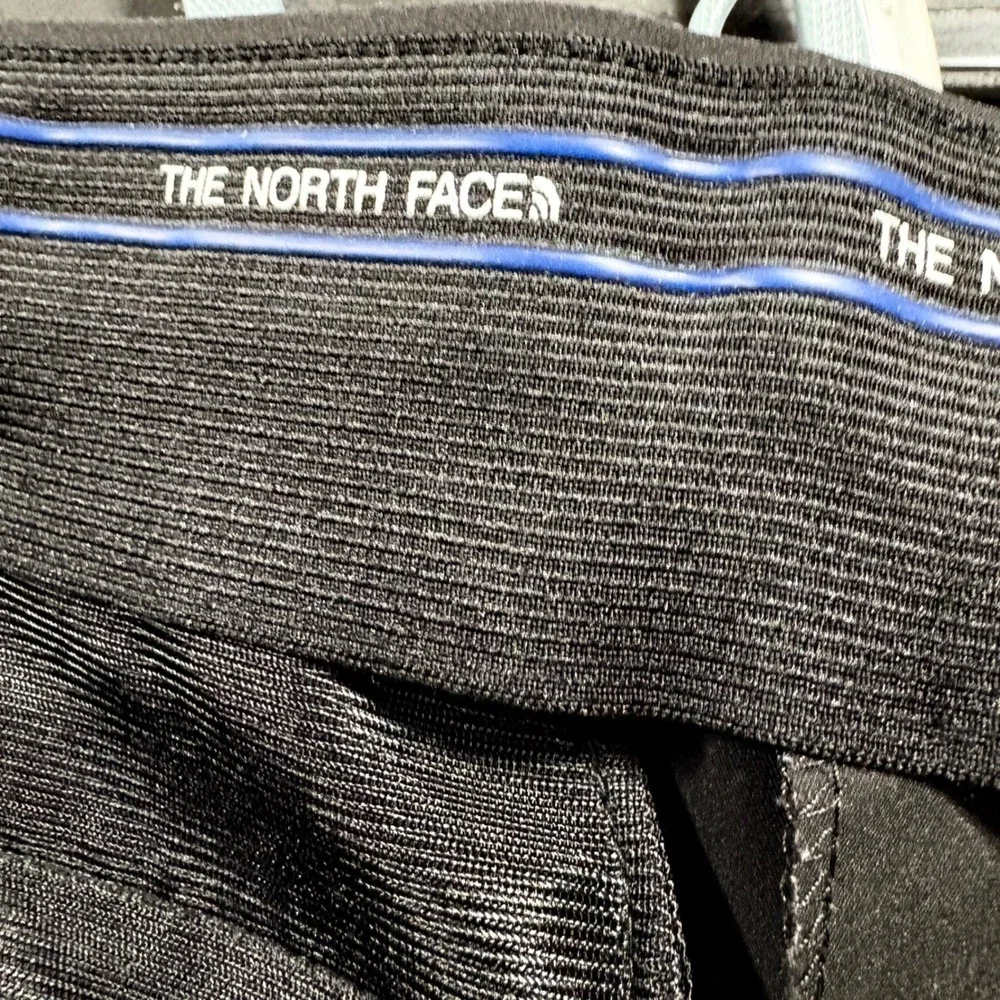 The‎ North Face Men's Black Pleated Lightweight Pants Lightweight Stretch 36/27